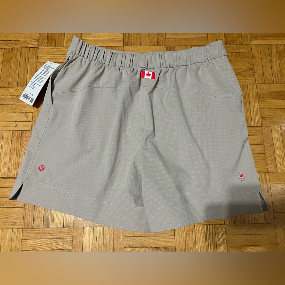 Lululemon woven air high rise short - Picture 4 of 6